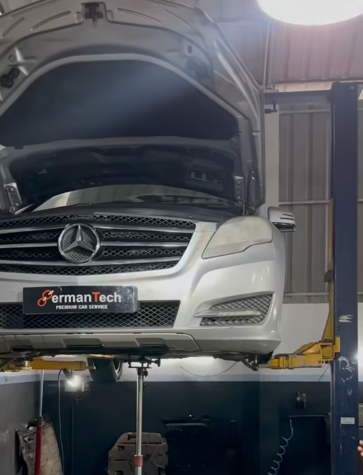 Mercedes-Benz R350 Jerking and Vibration Issue Solved at German Tech | Best Premium Car Service in Kottayam whatsapp image 2025 11 08 at 16.36.40